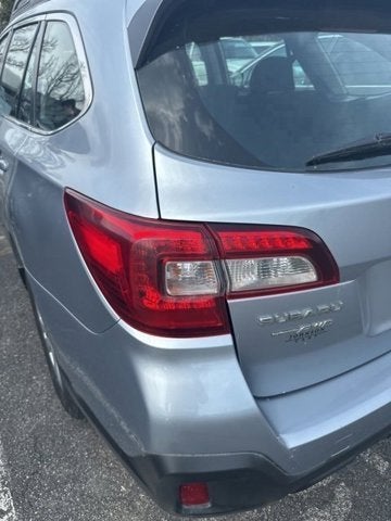 2019 Subaru Outback 2.5i