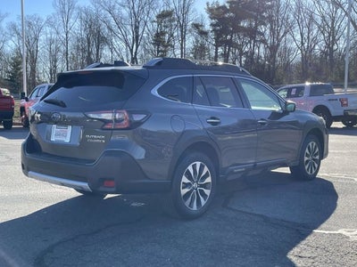 2025 Subaru Outback Touring XT