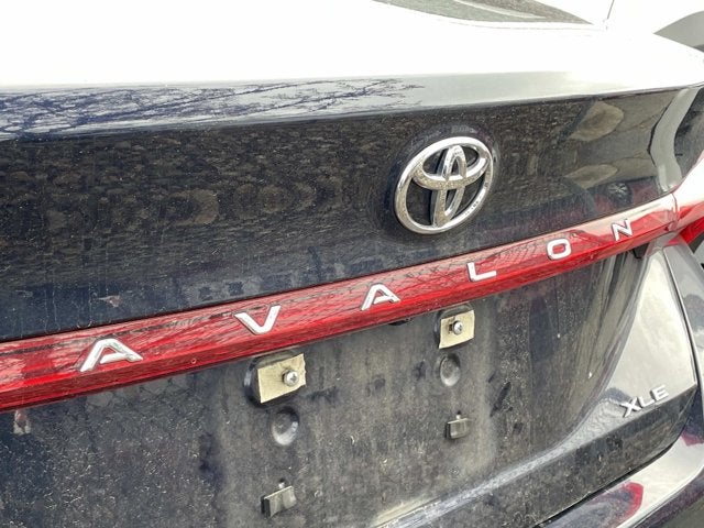2022 Toyota Avalon XLE