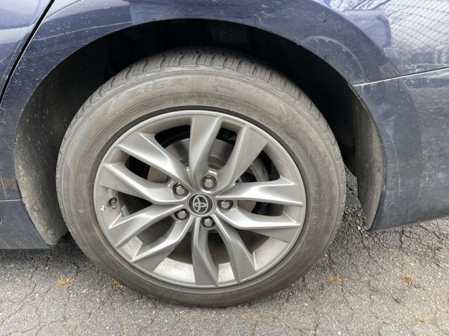 2022 Toyota Avalon XLE