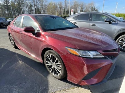 2018 Toyota Camry SE