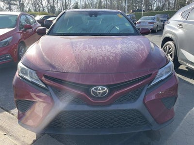 2018 Toyota Camry SE