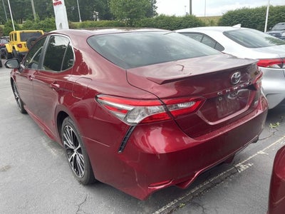 2018 Toyota Camry SE