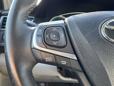 2017 Toyota CAMRY HYBRID XLE