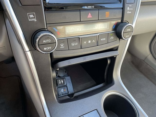 2017 Toyota CAMRY HYBRID XLE