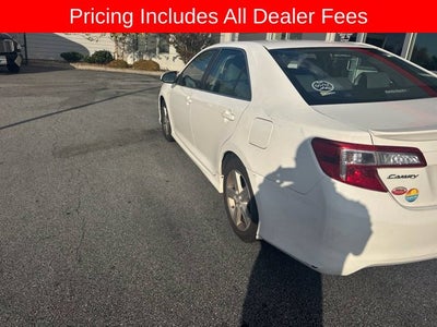 2014 Toyota CAMRY SE