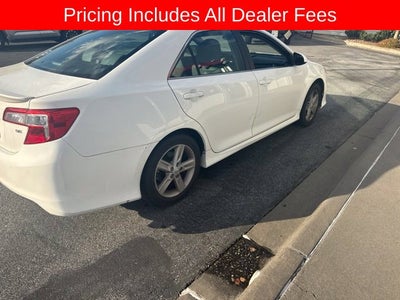 2014 Toyota CAMRY SE