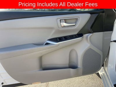 2015 Toyota CAMRY SE