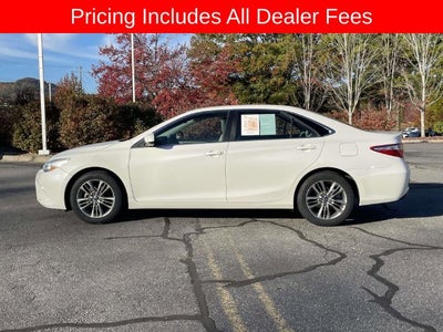 2015 Toyota CAMRY SE