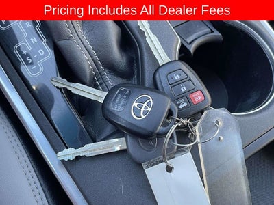 2015 Toyota CAMRY SE