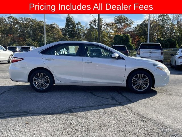 2015 Toyota CAMRY SE