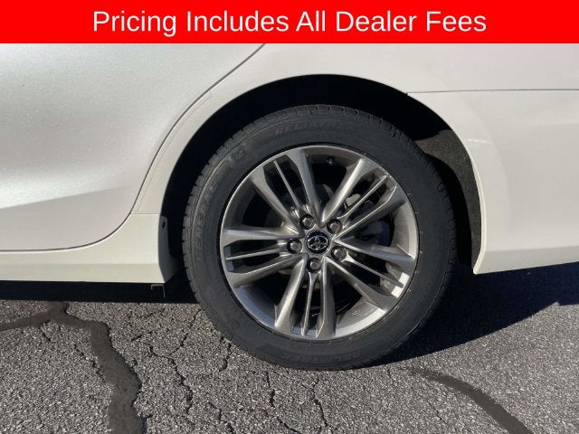 2015 Toyota CAMRY SE