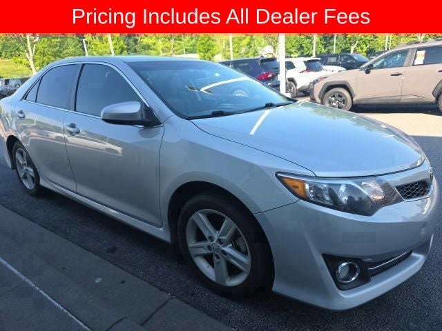 2014 Toyota CAMRY SE