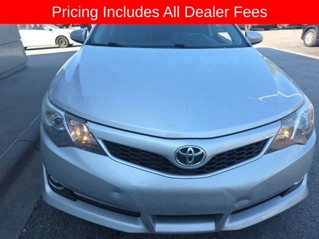 2014 Toyota CAMRY SE