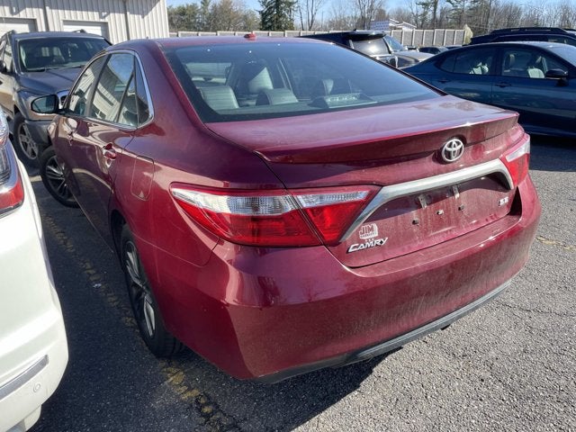 2016 Toyota Camry SE