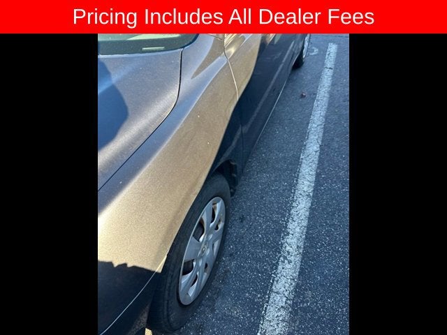 2011 Toyota CAMRY LE
