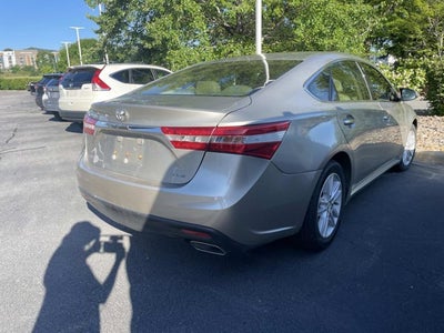 2013 Toyota AVALON XLE