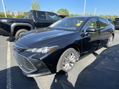 2019 Toyota Avalon XLE