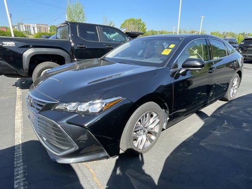 2019 Toyota Avalon XLE