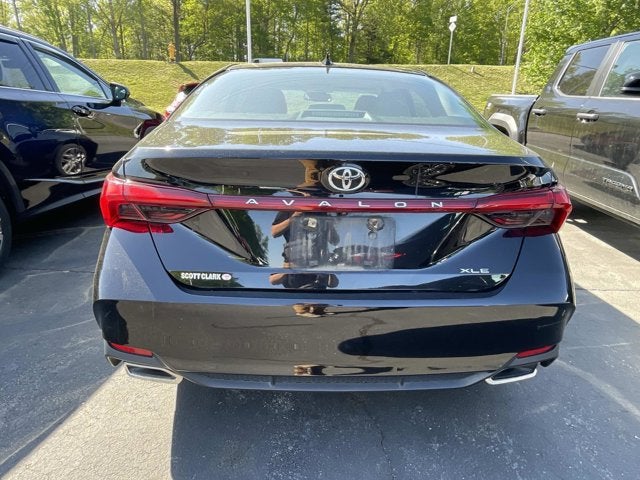 2019 Toyota Avalon XLE