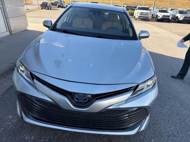 2020 Toyota Camry Hybrid LE
