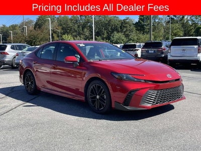 2025 Toyota Camry SE