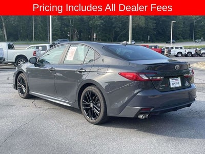 2025 Toyota Camry SE