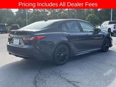 2025 Toyota Camry SE