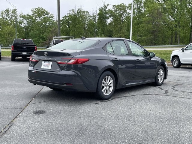 2025 Toyota CAMRY LE