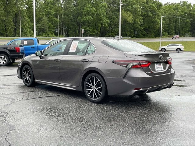 2024 Toyota CAMRY SE