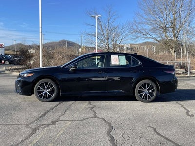 2023 Toyota Camry SE