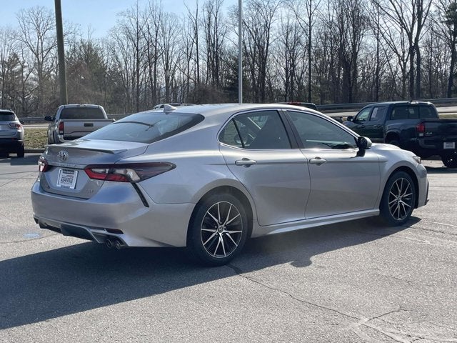 2022 Toyota Camry SE