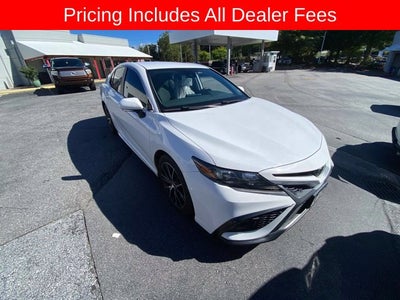 2022 Toyota Camry SE