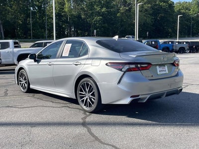 2024 Toyota CAMRY SE