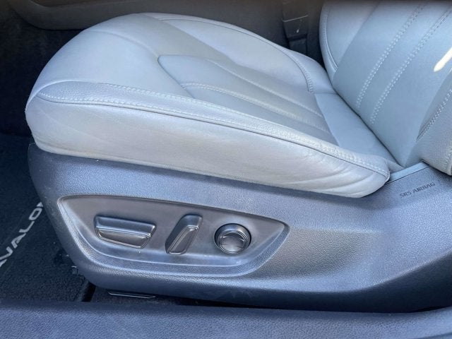 2021 Toyota Avalon XLE