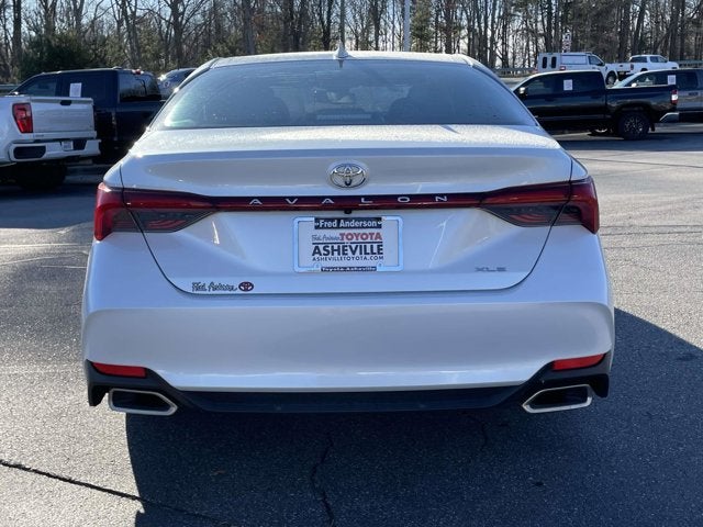 2021 Toyota Avalon XLE