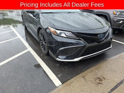 2022 Toyota Camry Hybrid XSE