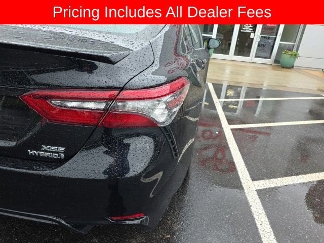 2022 Toyota Camry Hybrid XSE