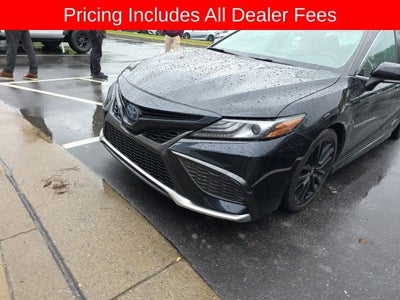 2022 Toyota Camry Hybrid XSE