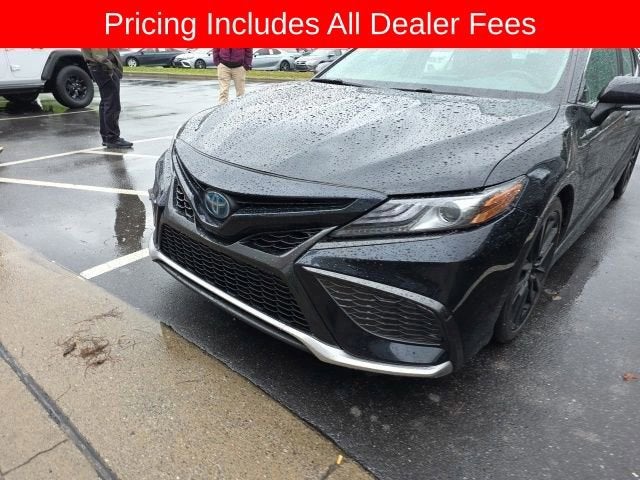 2022 Toyota Camry Hybrid XSE