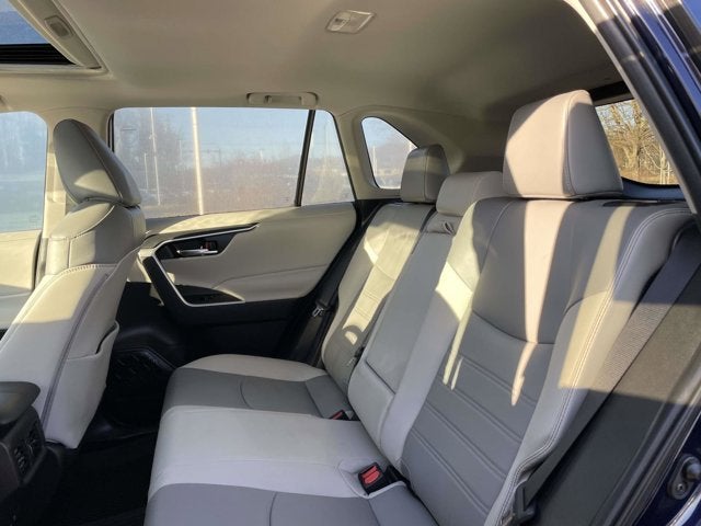 2021 Toyota RAV4 Hybrid XLE Premium