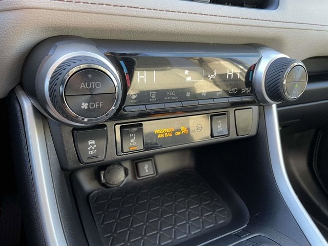 2021 Toyota RAV4 Hybrid XLE Premium