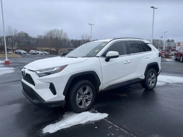 2022 Toyota RAV4 Hybrid XLE