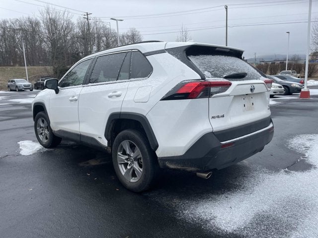 2022 Toyota RAV4 Hybrid XLE