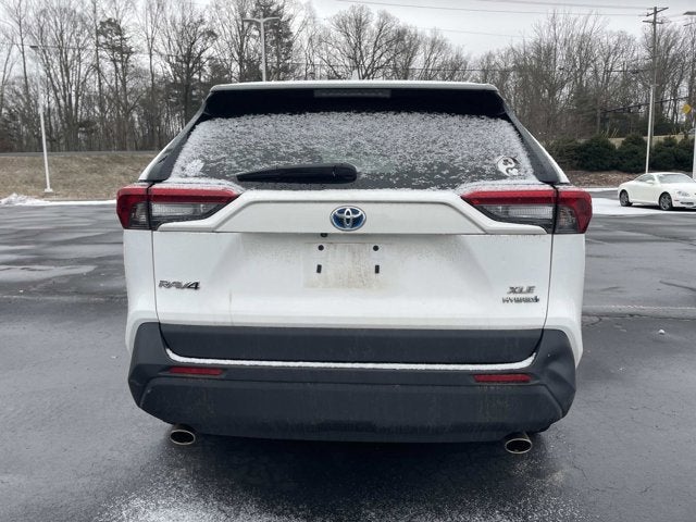 2022 Toyota RAV4 Hybrid XLE
