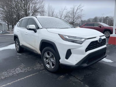 2022 Toyota RAV4 Hybrid XLE