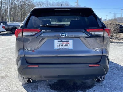 2024 Toyota RAV4 Hybrid XLE