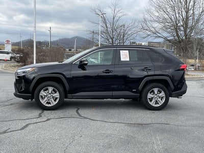 2025 Toyota RAV4 Hybrid XLE