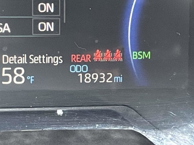 2025 Toyota RAV4 Hybrid XLE