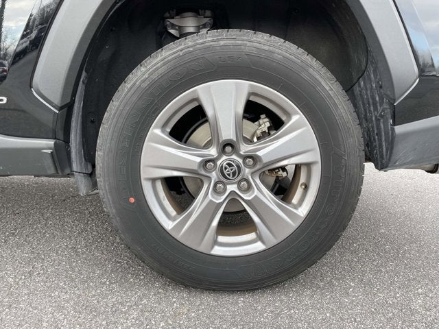 2025 Toyota RAV4 Hybrid XLE